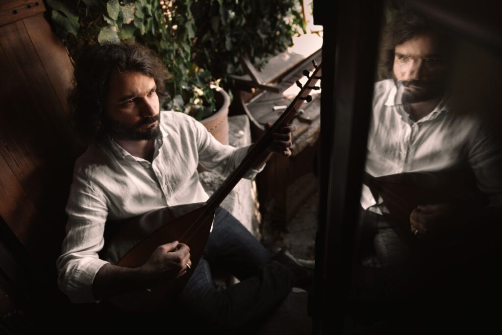 Cihan Türkoğlu live at Baumstrasse