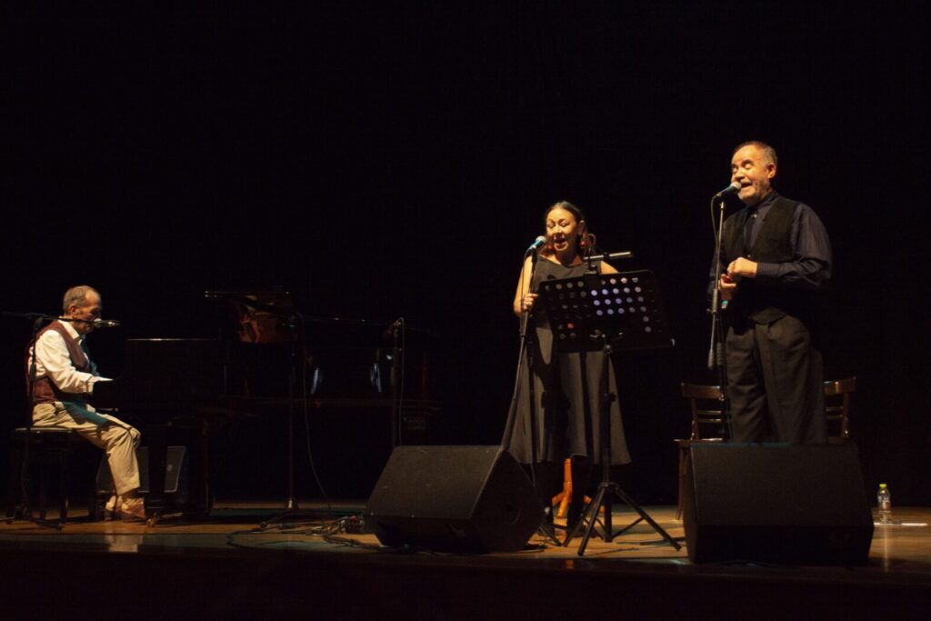 ΟΤΑΝ Η ΠΡΑΓΜΑΤΙΚΟΤΗΤΑ ΠΑΡΑΠΑΤΑΕΙ