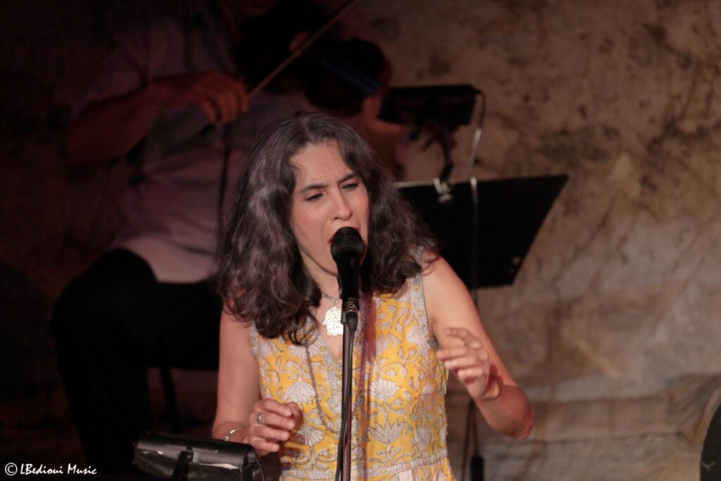 Lamia Bedioui – Κύματα και Τραγούδια, οι Σειρήνες του Τάραντα